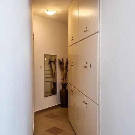 Oceanis Hotel Adamantas (Milos)