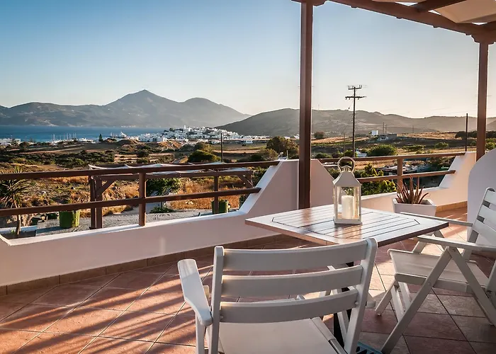 Oceanis * Adamantas (Milos)